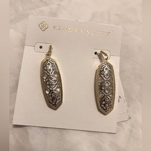 Kendra Scott Earring brand new